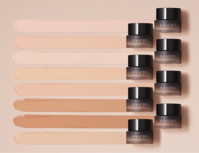 KANEBO LIVELY SKIN WEAR OCHRE C