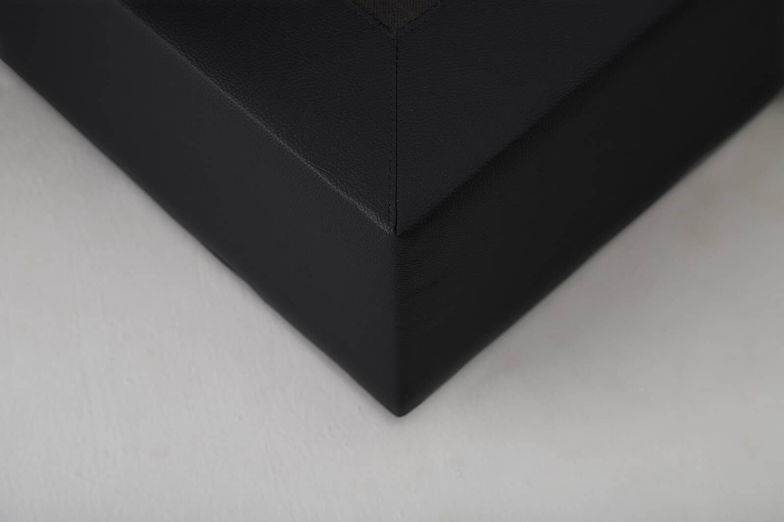 Lucia Bed(Twin) Brand:Lotus