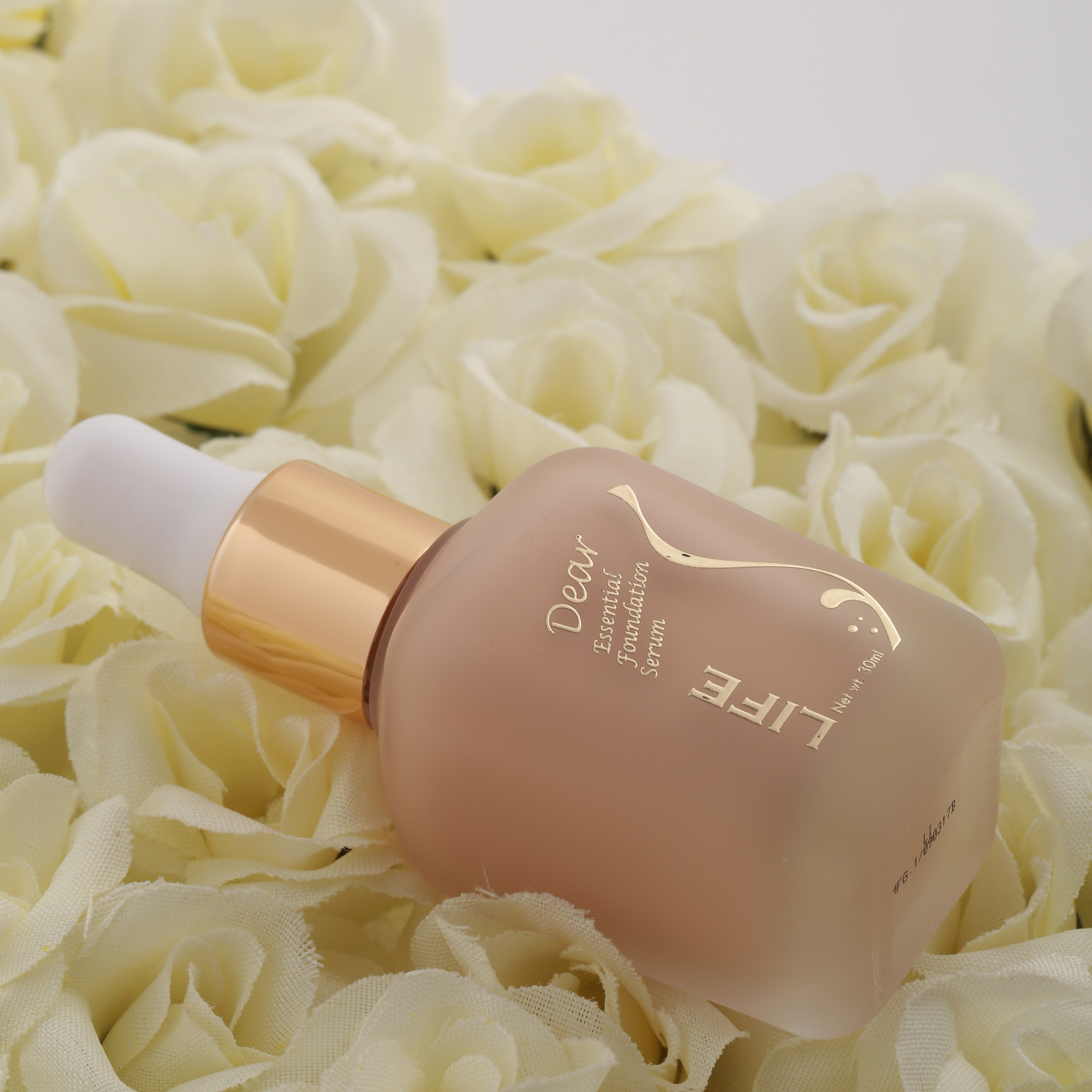 Life Dear Essential Foundation Serum (Medium)